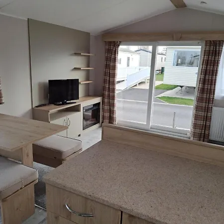 Edwards Holiday Home Blackpool Exterior photo