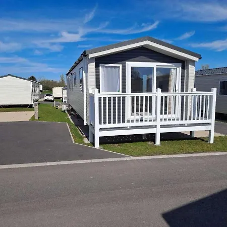 Edwards Holiday Home Blackpool Exterior photo